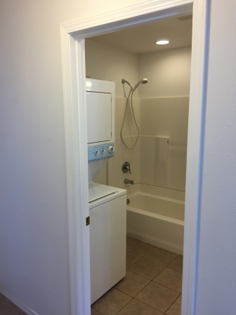 Bathroom entry 01